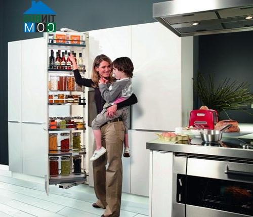 Thiết kế tối ưu không gian bếp bằng các ngăn kéo và tủ chứa đồ tiện dụng