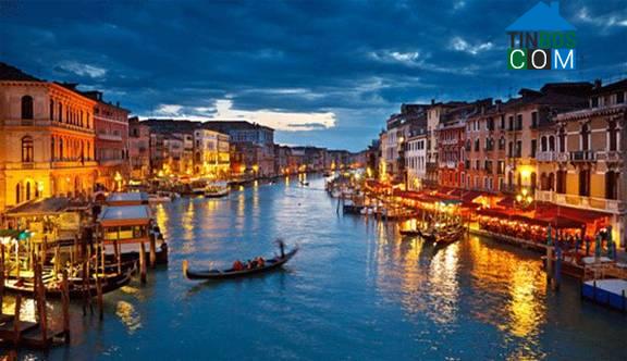 Thành phố nổi Venice (Ảnh Jayhawks)