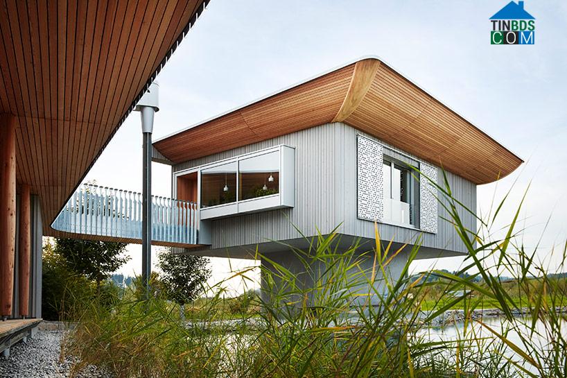 Ảnh Ngôi nhà đúc sẵn với nội thất gỗ đẹp ấn tượng ở Đức