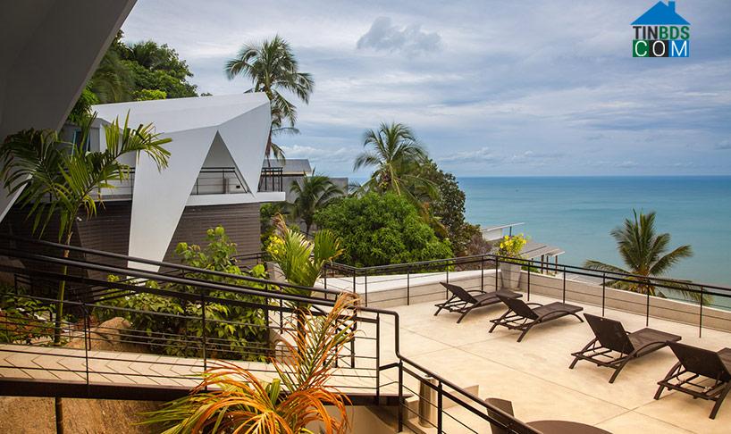 Ảnh Kiến trúc phân tầng lạ mắt của khu nghỉ dưỡng bên bờ biển Thái Lan