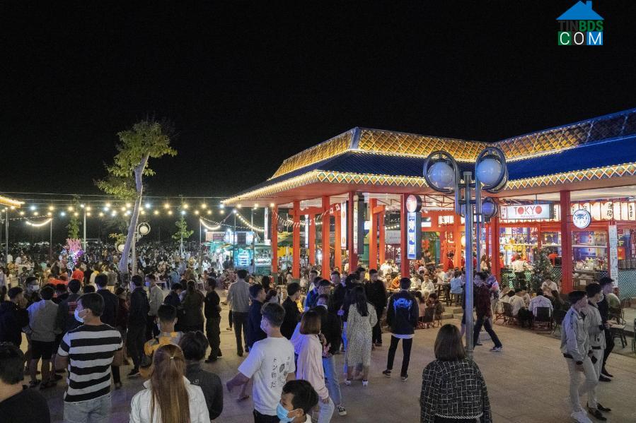 Khu kinh tế đêm Phú Thiên Kim một trong địa điểm vui chơi, mua sắm và giải trí mỗi tuần của giới trẻ tại TP.Đồng Xoài