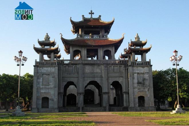 Ảnh Nhà thờ đá Phát Diệm, nơi giao thoa kiến trúc Đông - Tây