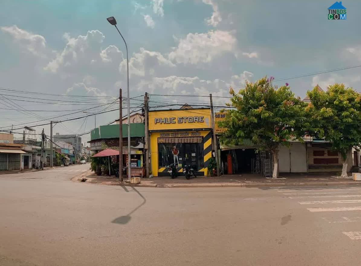 Hình ảnh Nguyễn Thị Minh Khai, Long Khánh, Đồng Nai