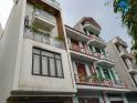 Cho thuê mặt phố Nguyễn Lương Bằng, dt 80 m2, 3 tầng, mt 5 m, 45 triệu/ tháng, nhà đẹp, vị trí kinh doanh đắc địa. LH 01637960100