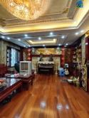 CC Bán nhà tặng sân để xe phố Chùa Láng, KD, 5T, MT 6M, 4.25 Tỷ, LH: 0983356688