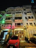 Cho thuê mặt bằng kinh doanh 160m2, mặt phố Chùa Bộc, Đống Đa