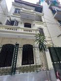 Cho thuê nhà riêng phố Yên Lạc, nhà 72m2 x 3 tầng, mặt tiền 7,2m, nhà đẹp vừa sơn sửa giá 15 triệu
