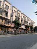 Bán nhà phố kinh doanh tốt chân đế chung cư tại VSIP Bắc Ninh