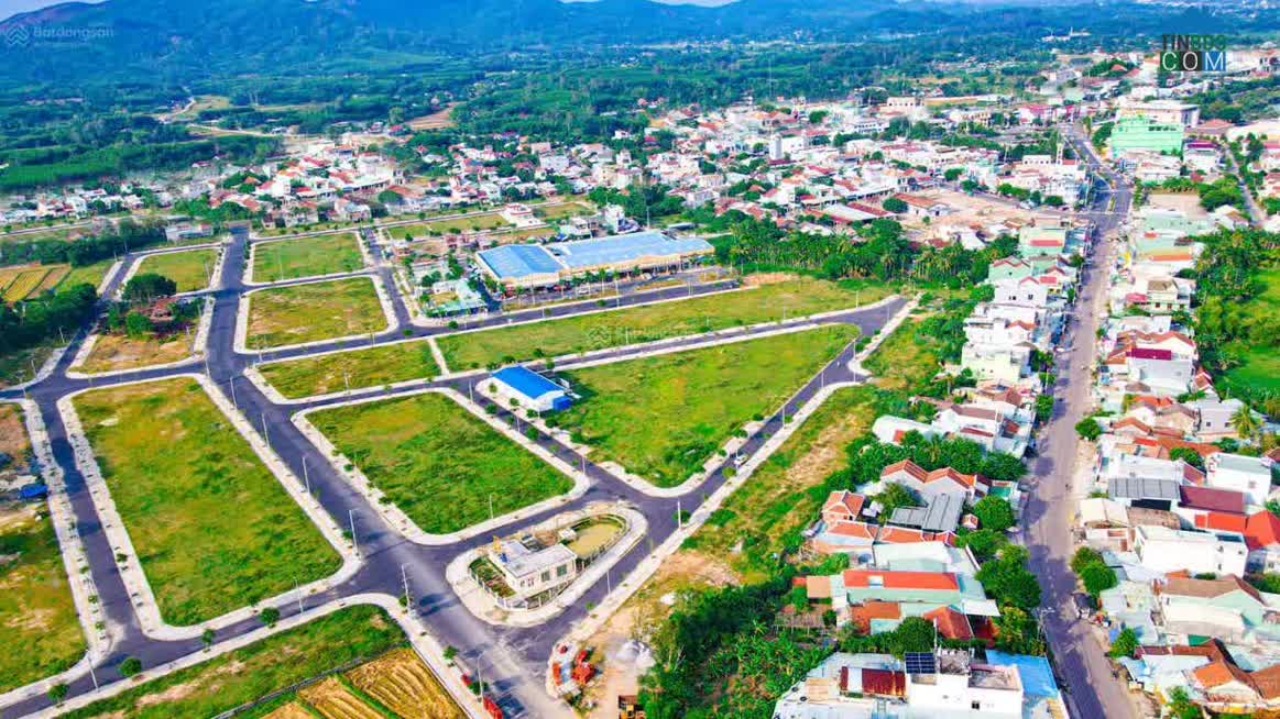 Ảnh Khu phố chợ Đông Phú 1