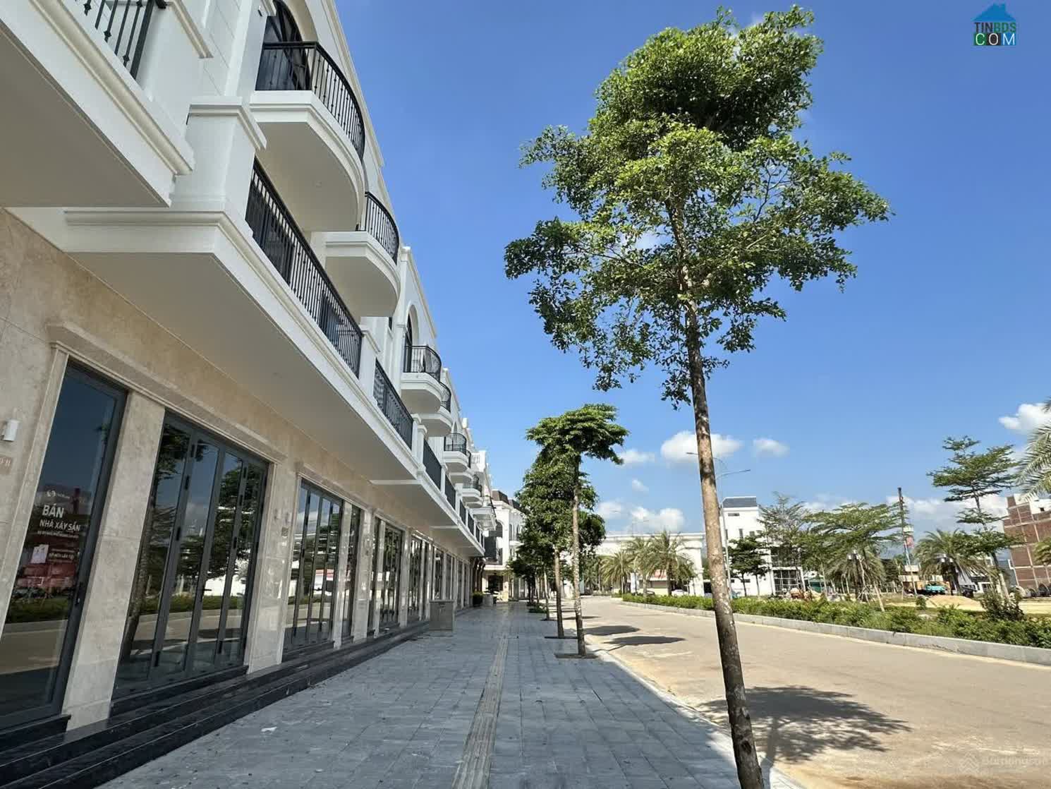 Ảnh Nhà phố Hoàng Gia VCN 8