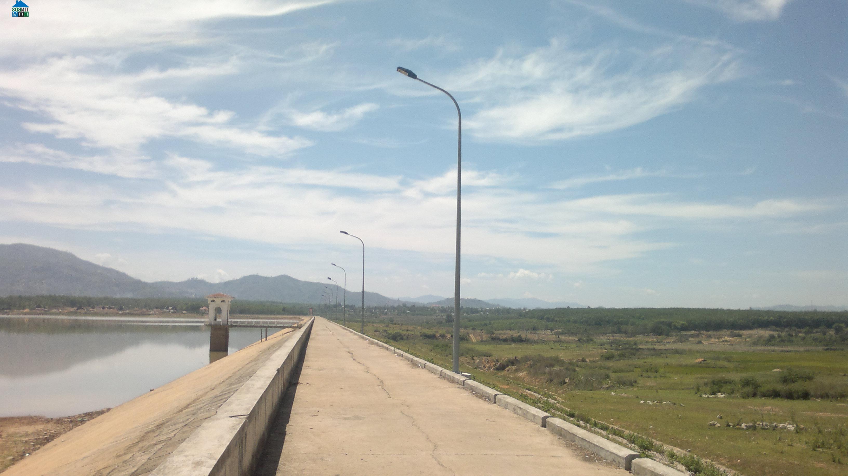 Hình ảnh Đăk Rơ Wa, Quảng Ngãi