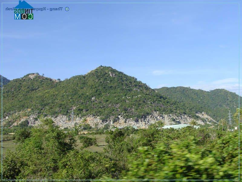 Hình ảnh Tu Bông, Khánh Hòa