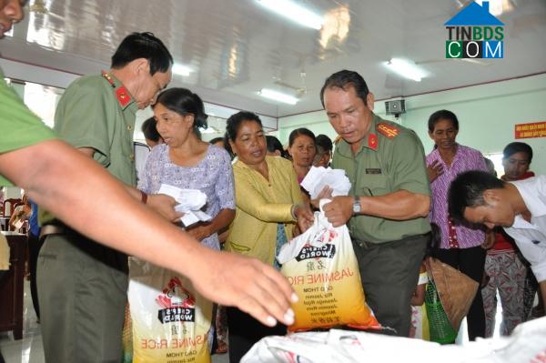 Hình ảnh Lưu Nghiệp Anh, Vĩnh Long