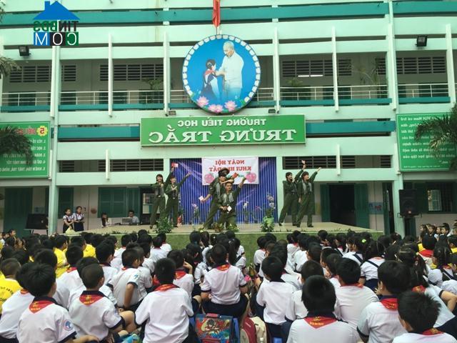 Hình ảnh Phú Thọ, Hồ Chí Minh