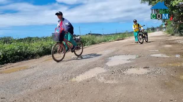 Hình ảnh Đông Sơn, Quảng Ngãi