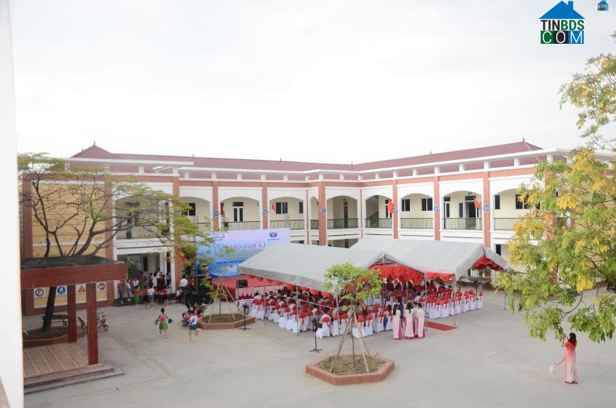 Hình ảnh Phạm Sư Mạnh, Hải Phòng