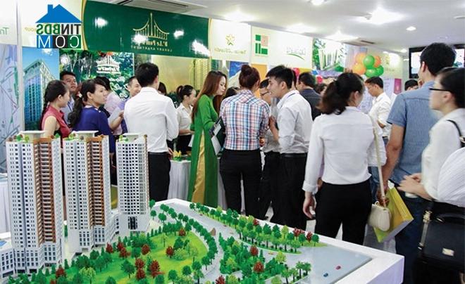 Ảnh Doanh nghiệp bất động sản vẫn mò mẫm 