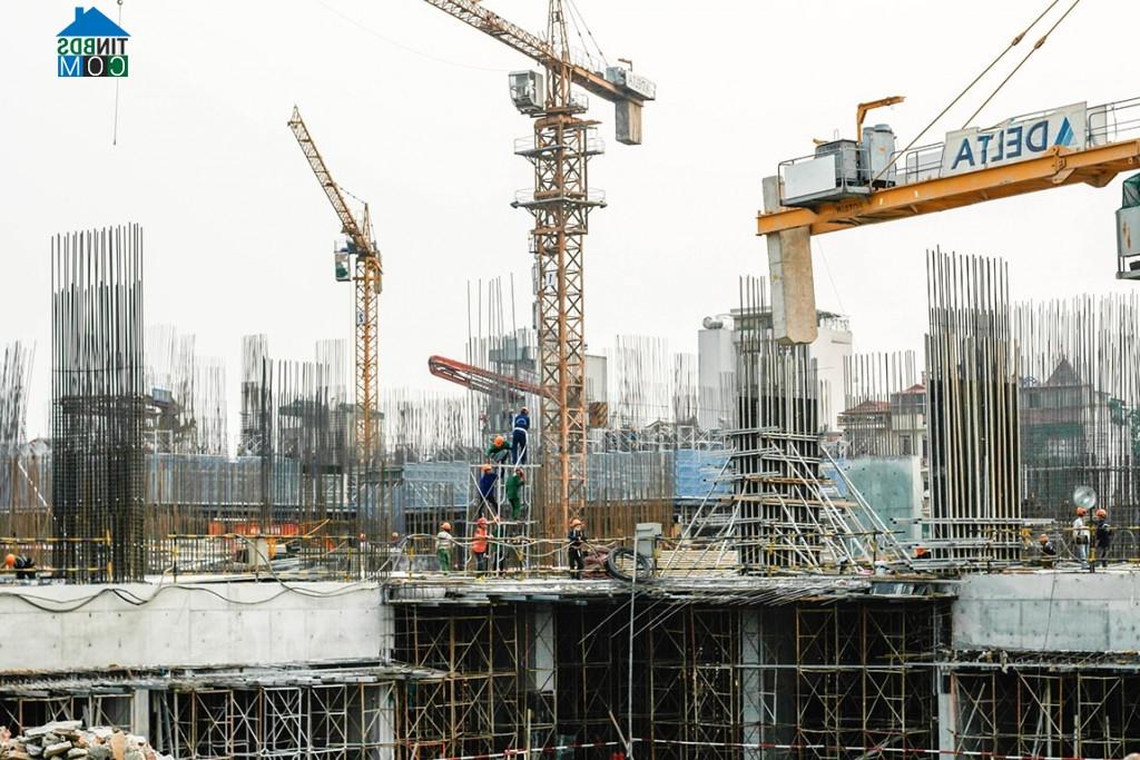 Ảnh Phạt tiến độ - “chiêu” hút khách của doanh nghiệp BĐS