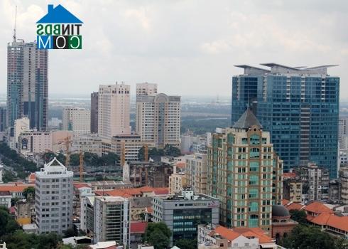 Ảnh Giá mặt bằng bán lẻ tại Tp.HCM tăng vọt do cạnh tranh khốc liệt