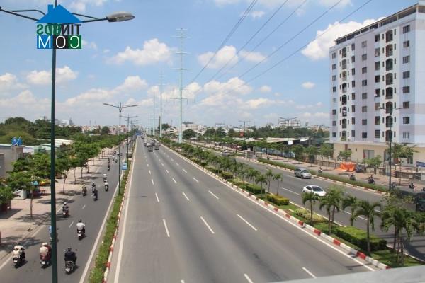 Ảnh Những ngôi nhà “siêu dị” trên con đường đẹp nhất Tp.HCM