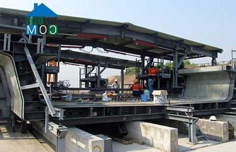 Ảnh Tp.HCM khai thác đoạn đi trên cao tuyến Metro số 1 vào năm 2018