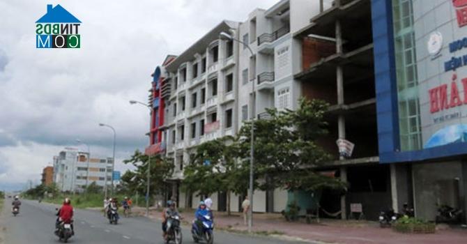 Ảnh Chủ đầu tư có vi phạm, cư dân vẫn được cấp giấy chủ quyền