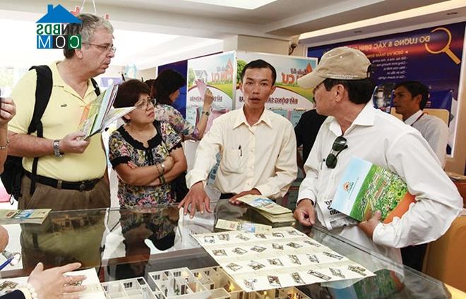 Ảnh Bất động sản hút dòng tiền tiết kiệm từ các ngân hàng