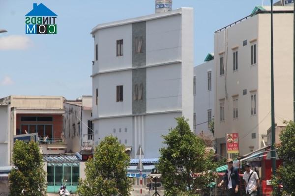 Ảnh Những ngôi nhà “siêu dị” trên con đường đẹp nhất Tp.HCM