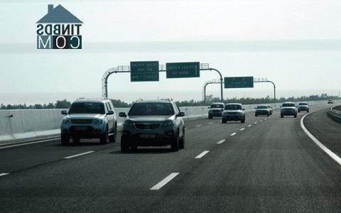 Ảnh Thông xe 22,7km cao tốc 6 làn đẹp nhất Việt Nam
