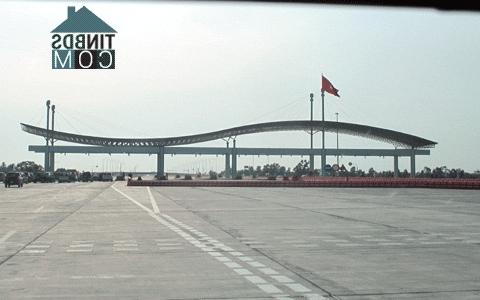 Ảnh Thông xe 22,7km cao tốc 6 làn đẹp nhất Việt Nam