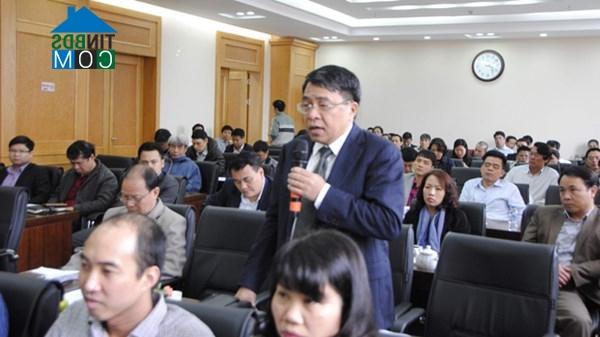 Đại diện các doanh nghiệp phát biểu trong buổi gặp mặt