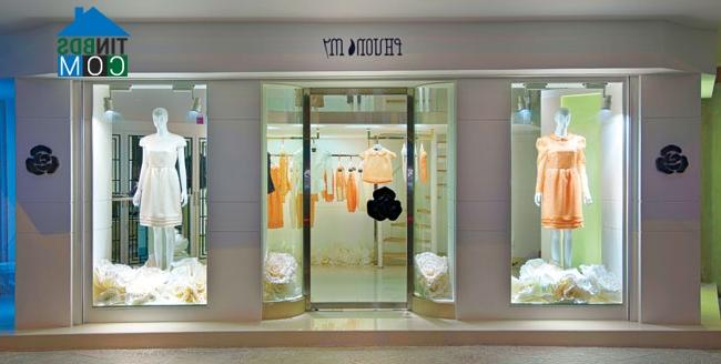 Ảnh Kiến trúc sang trọng và nữ tính của Phuong My Flagship Store