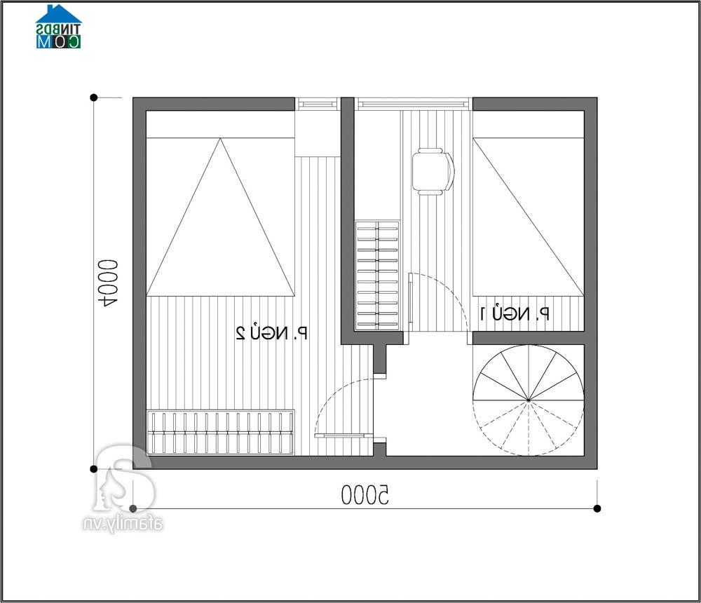 Tầng trệt bao gồm phòng khách, nhà bếp và 1 toilet nhỏ; trên lầu là 1 phòng ngủ 10m² cho cả gia đình. Hiện tại, chúng tôi có dự định cho con ngủ riêng nhưng chưa biết phải sắp xếp sao cho hợp lý. Mong các KTS của chuyên mục tư vấn thiết kế và hướng dẫn chúng tôi cách bố trí nội thất nhà hợp lý. Tôi xin chân thành cảm ơn! Liễu Chi