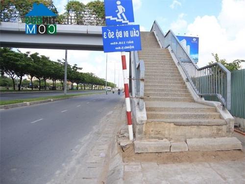 Ảnh Cao ốc City Gate Tower phải tạm ngừng thi công