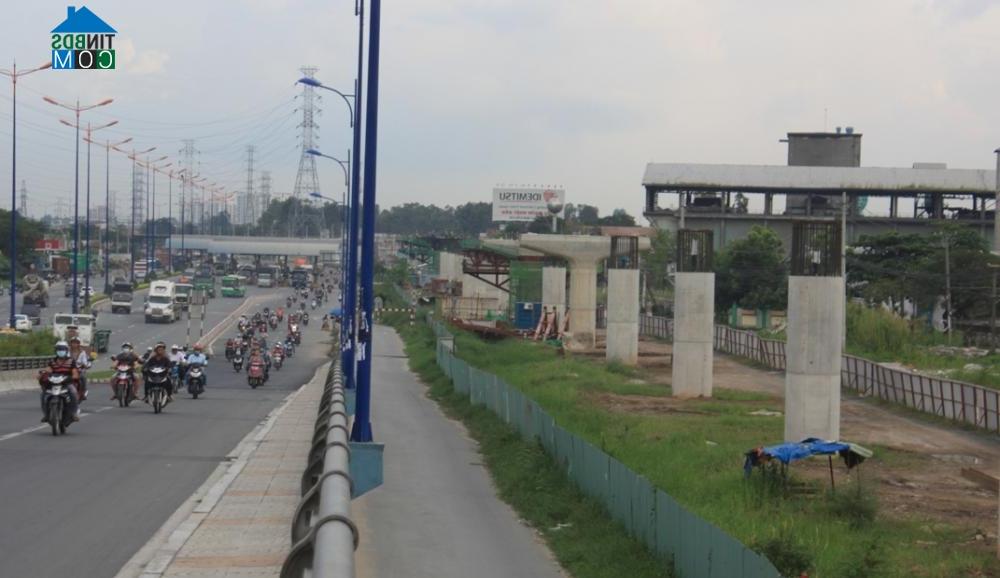 Ảnh Tp.HCM phấn đấu hoàn thành mở rộng Xa lộ Hà Nội trước tháng 5/2016