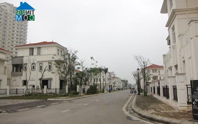 Ảnh Hà Nội: Xu hướng tăng giá liền kề, biệt thự đang lan dần
