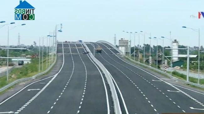 Một đoạn tuyến cao tốc Hà Nội - Hải Phòng