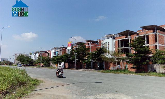 Ảnh Đằng sau sự phát triển "nóng" của BĐS khu Đông Sài Gòn