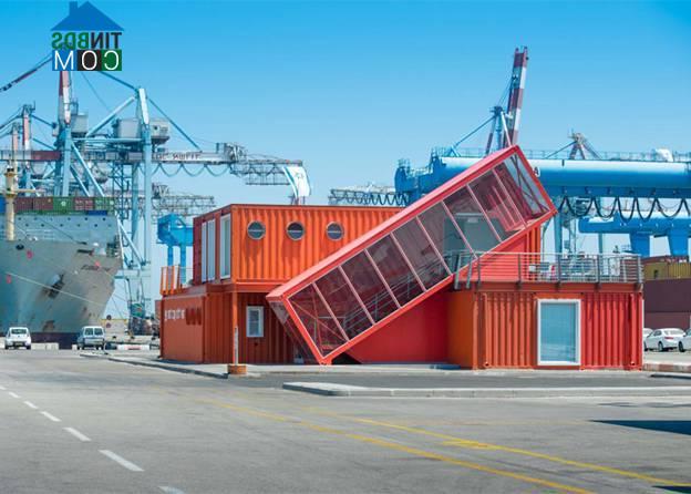 Ảnh Thiết kế văn phòng độc đáo từ những chiếc container