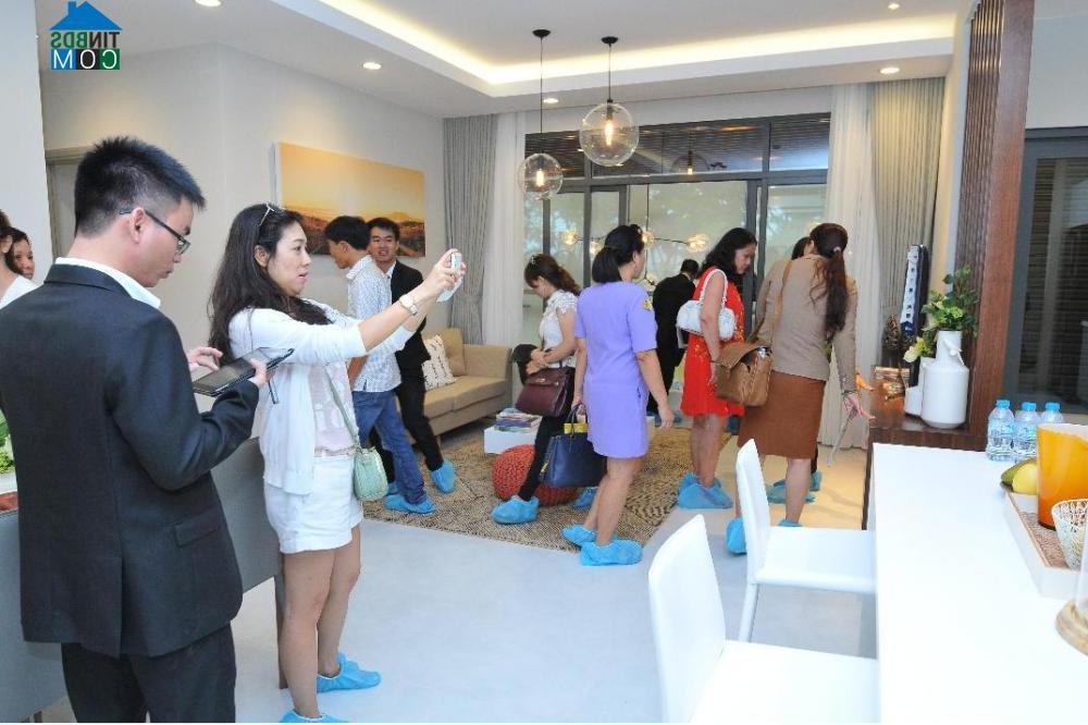 Ảnh Hơn 600 khách hàng tham dự khai trương nhà mẫu The GoldView