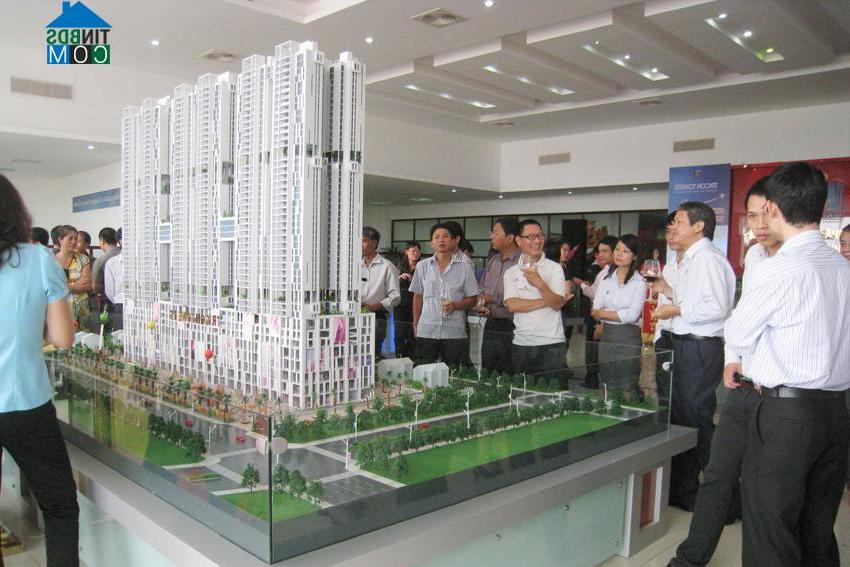 Giao dịch BĐS trong tháng ngâu bớt sôi động hơn so với những tháng trước đó. Ảnh: ktdt