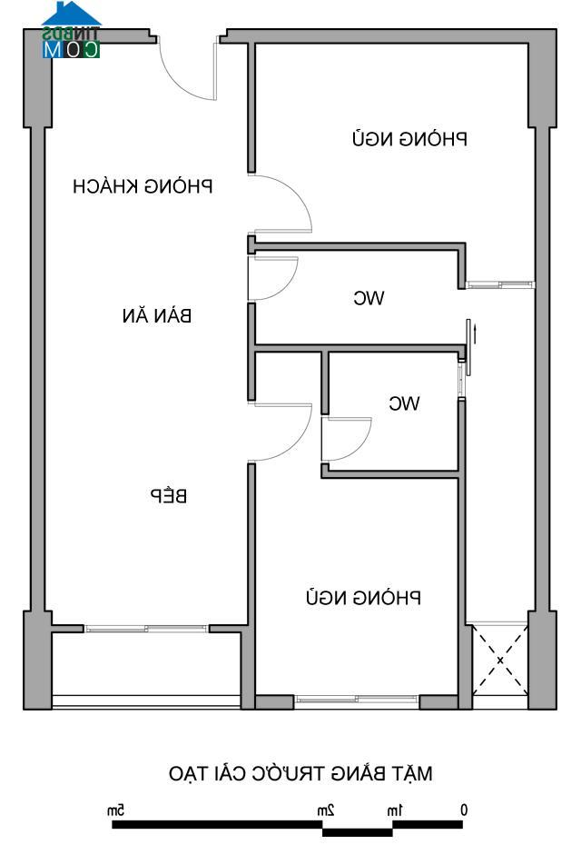 Chủ nhà thấy rất khó chịu khi sinh hoạt với cách bố trí bất hợp lý của WC