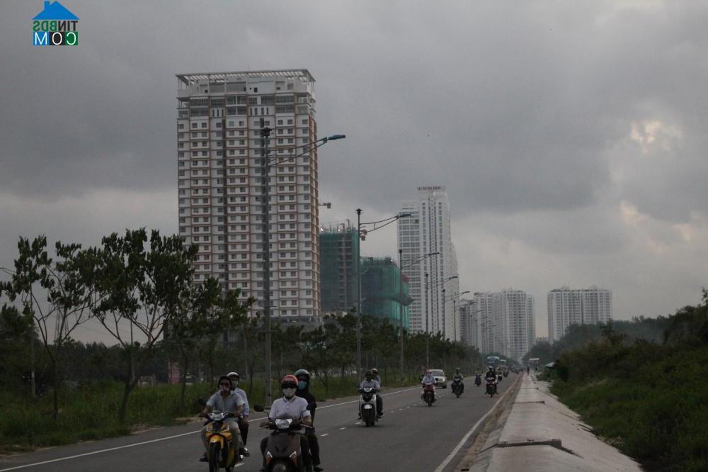 Ảnh Thận trọng khi lướt sóng căn hộ cao cấp