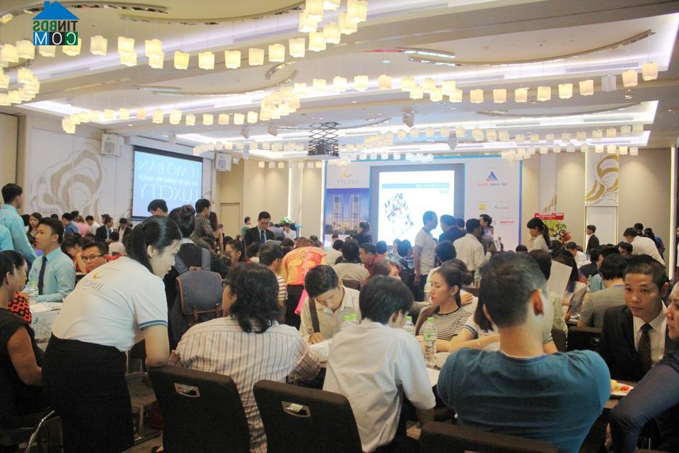 Ảnh Luxcity – dự án “đắt khách” của khu Nam