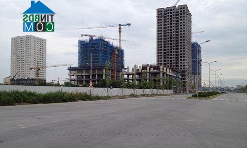 Các công trình tổ hợp chung cư mọc lên liên tiếp ở Hà Nội nhưng số dự án đáp ứng tốt các tiện ích xã hội cho người dân chỉ đếm trên đầu ngón tay