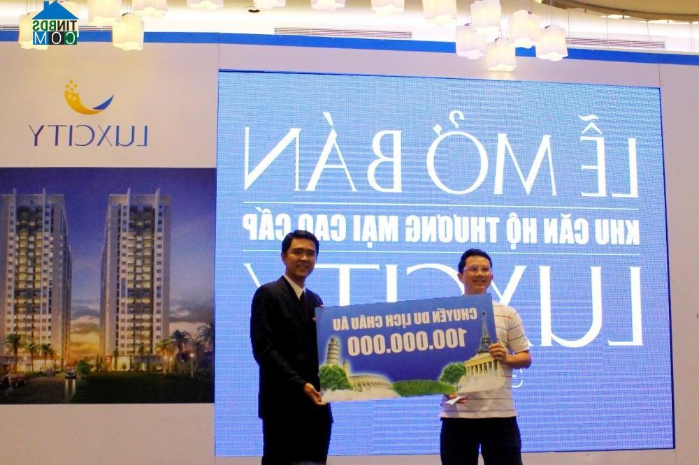Ảnh Luxcity tạo "sốt" tại quận 7 trong đợt mở bán đầu tiên