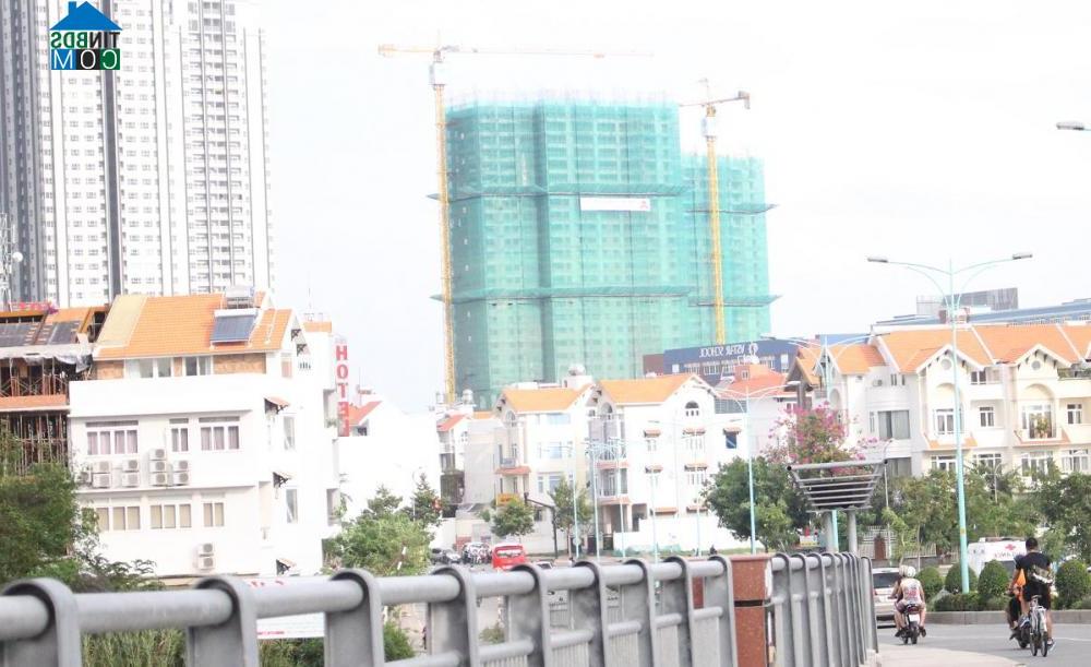 Ảnh Giá nhà đất tại Hà Nội và Tp.HCM tăng mạnh
