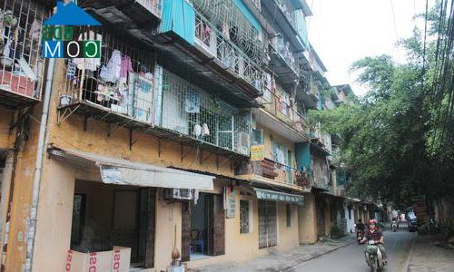 Ảnh "Đỏ mắt" tìm mua chung cư cũ nội thành
