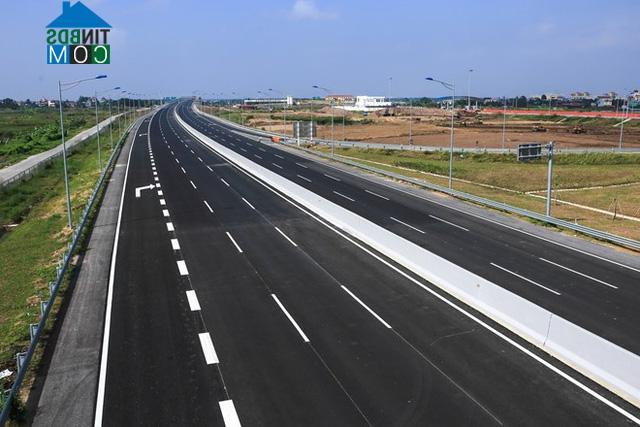 Ảnh Ngắm cao tốc Hà Nội - Hải Phòng trước ngày thông xe toàn tuyến