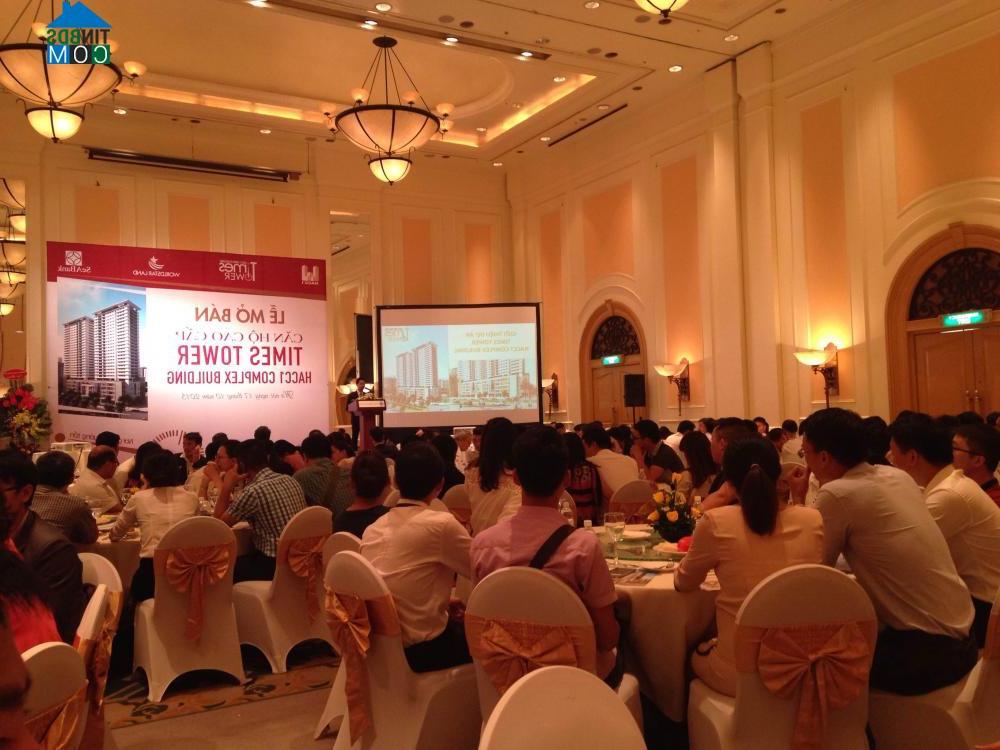 Ảnh Khách hàng thấy gì từ Times Tower - HACC1 Complex Building?